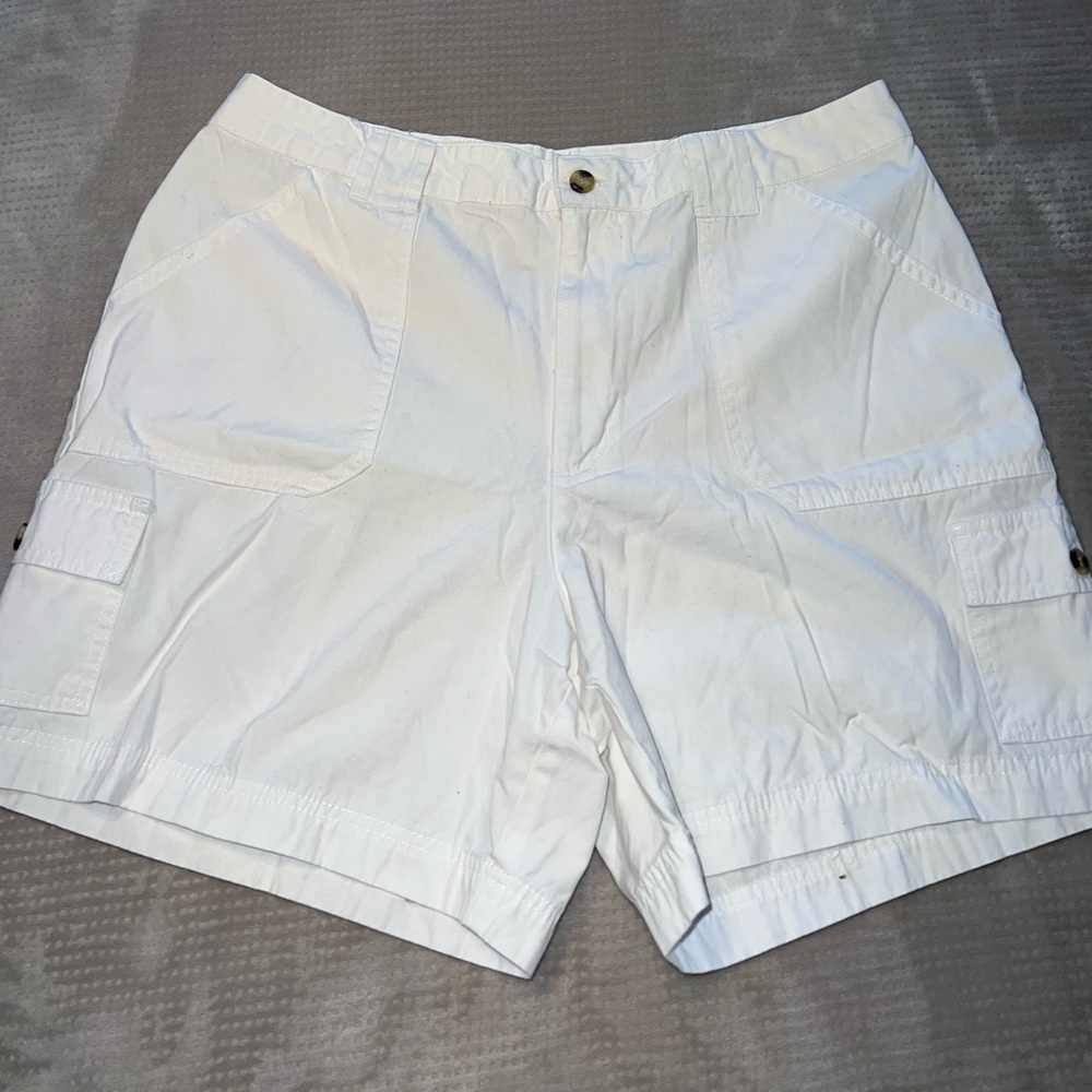 White Stag Women’s Cargo Shorts Size 14 White Utility Pockets